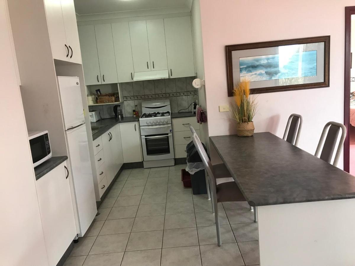 Eagle Bay Views Apartment Eagle Point ภายนอก รูปภาพ