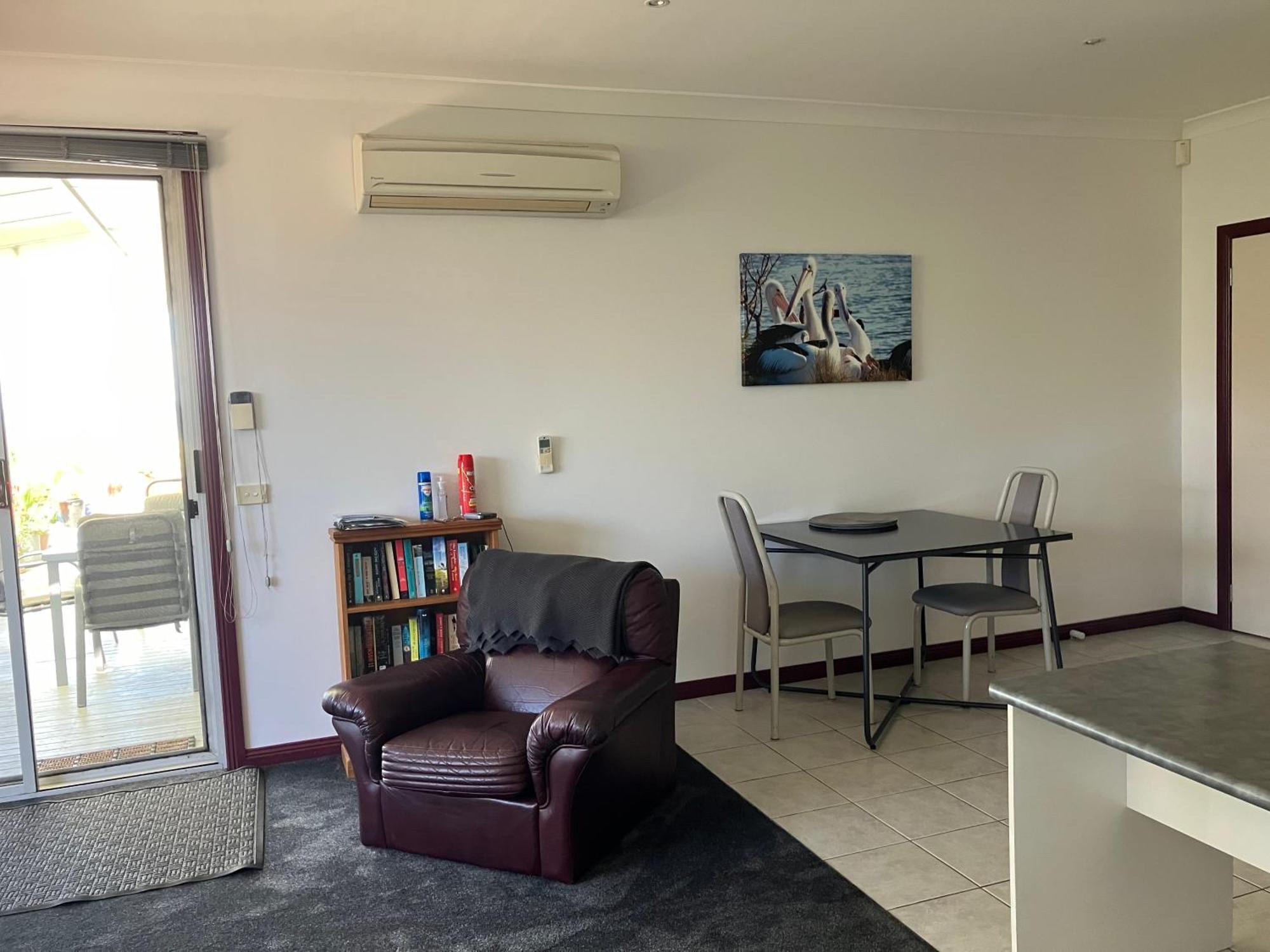 Eagle Bay Views Apartment Eagle Point ภายนอก รูปภาพ